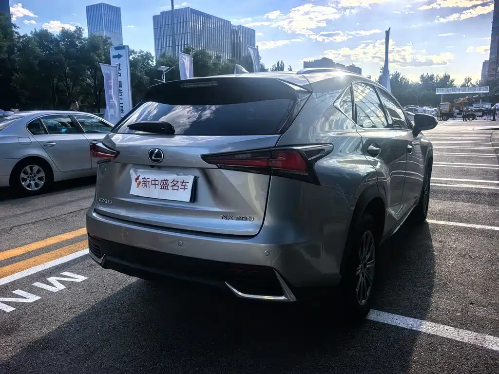 Lexus NX — миниатюра 3