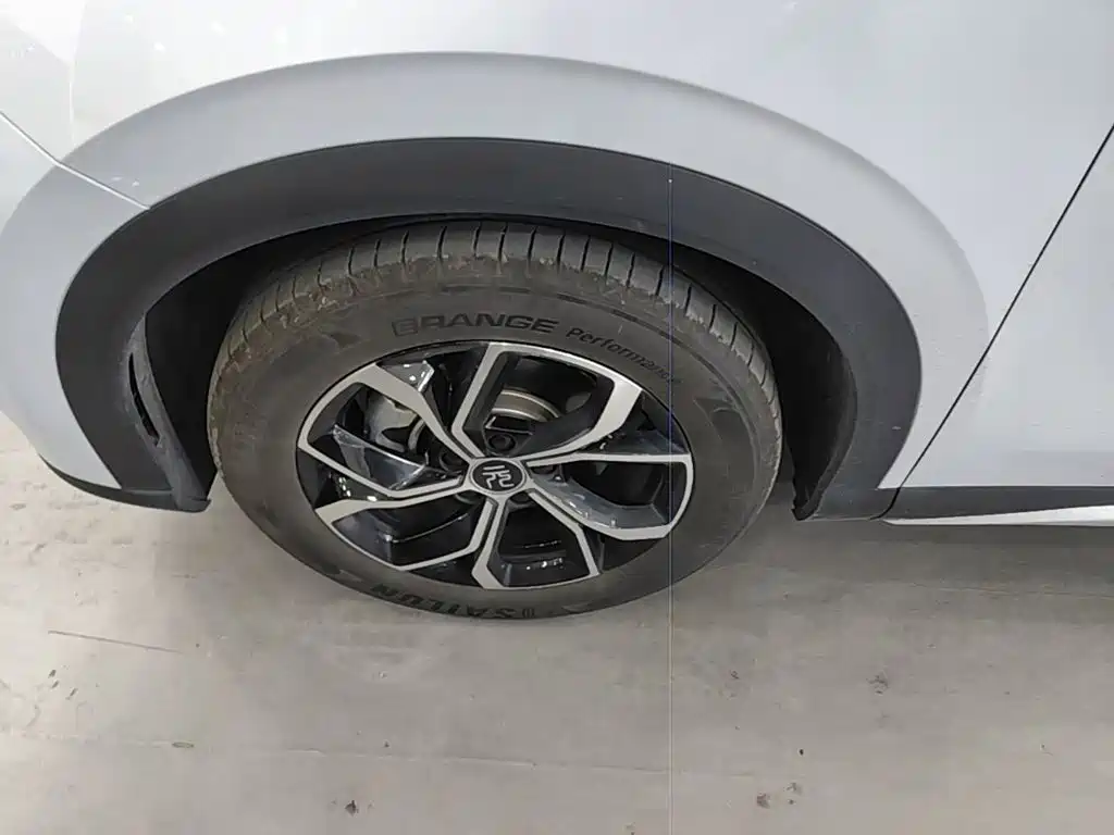 BYD Yuan Plus — миниатюра 23