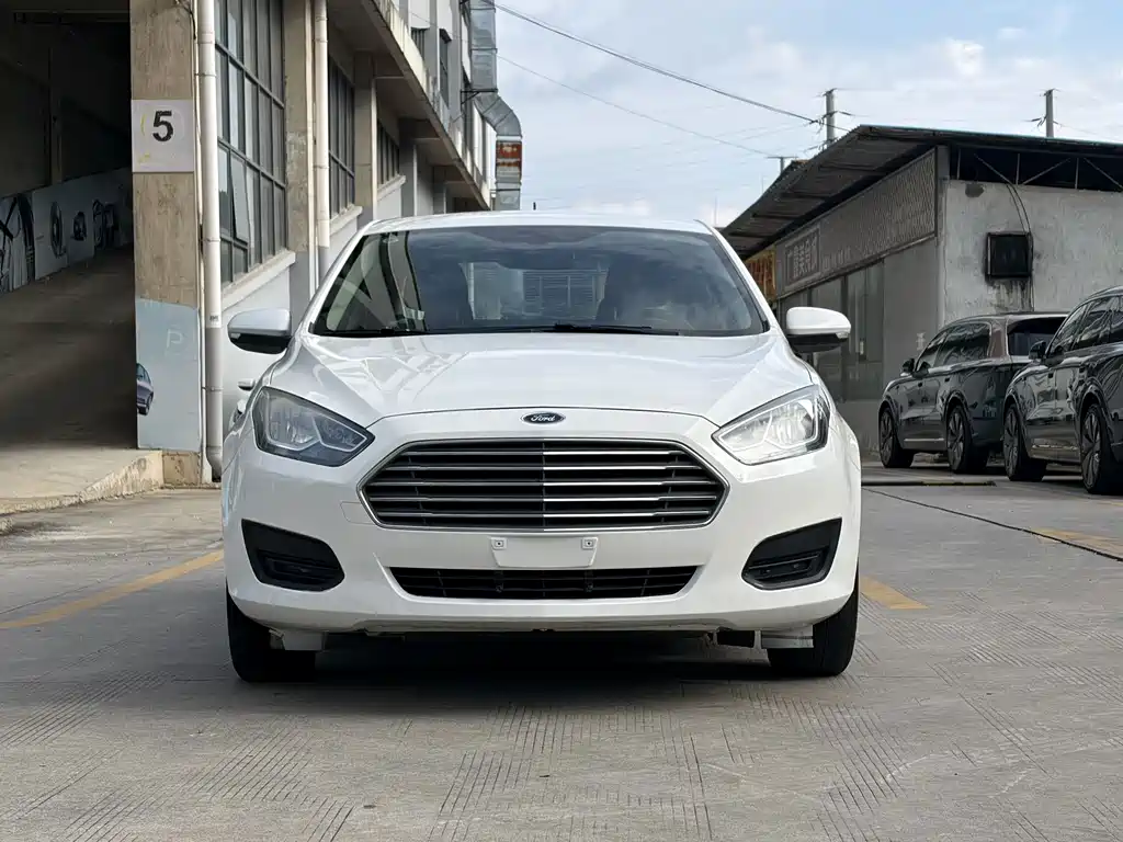 Ford Escort — миниатюра 2
