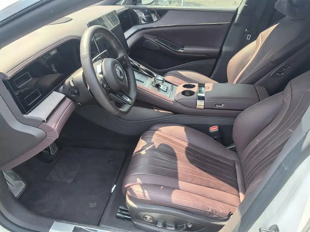 Denza Z9GT 2024 1100 Ultra