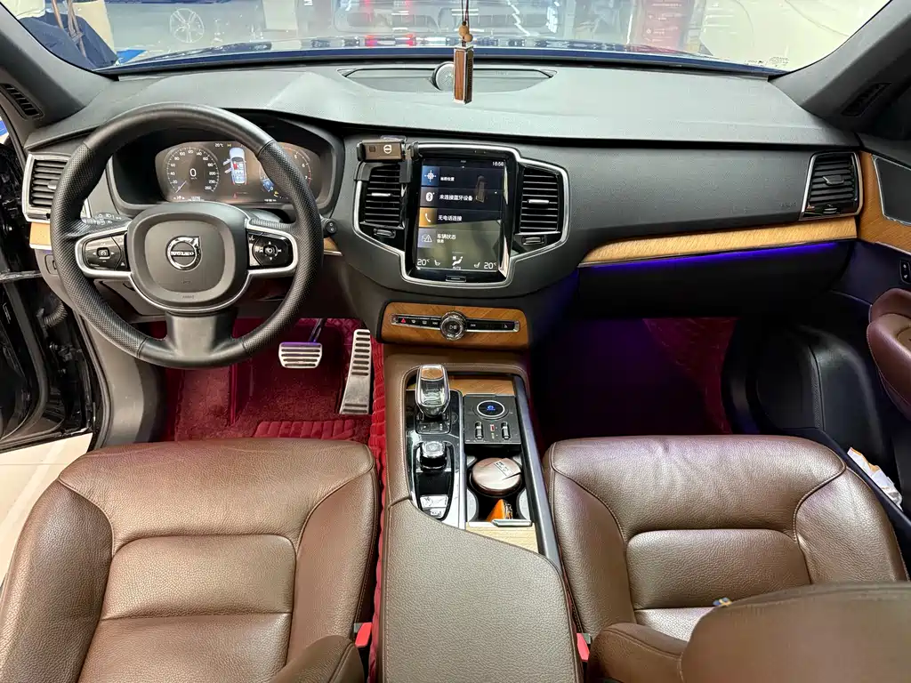 Volvo XC90 — миниатюра 6