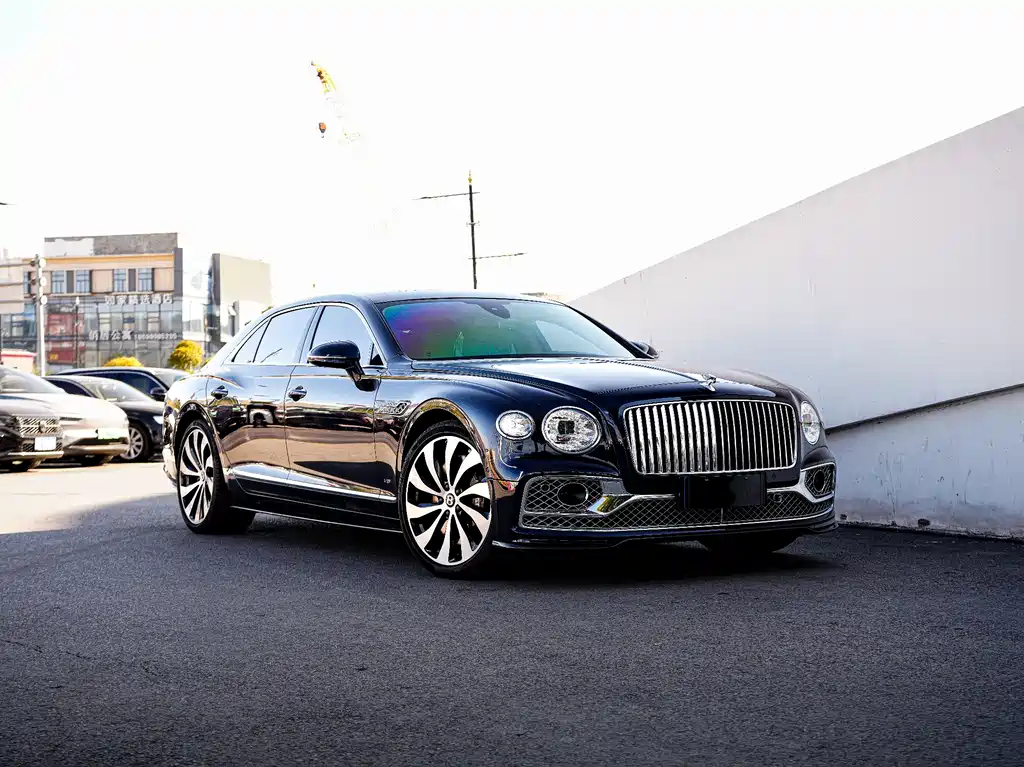 Bentley Flying Spur — миниатюра 6