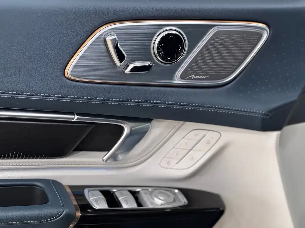 Buick Century 2023 2.0T мест