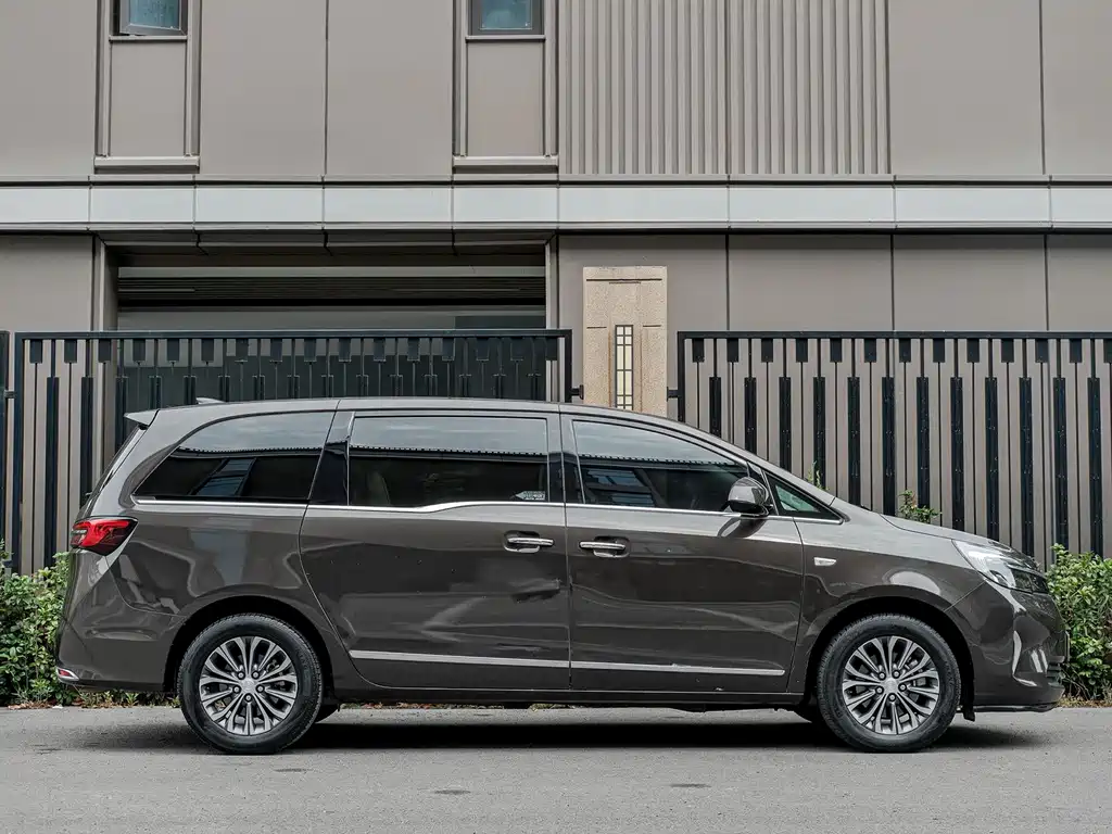 Buick GL8 2020 652T Luxury