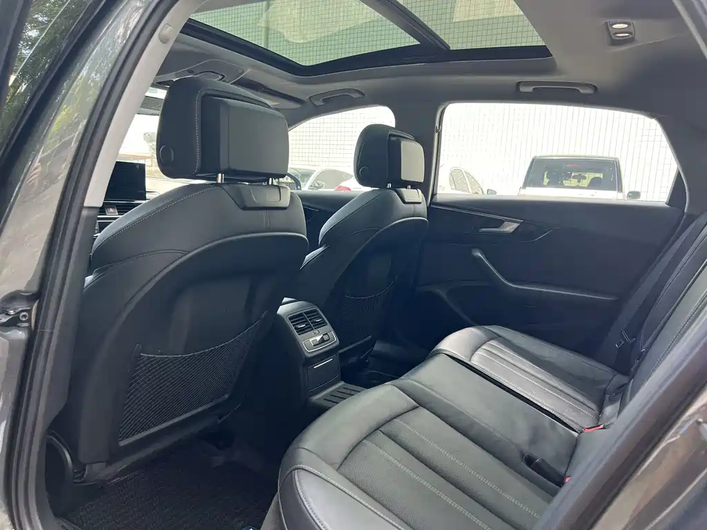 Audi A4L — миниатюра 4