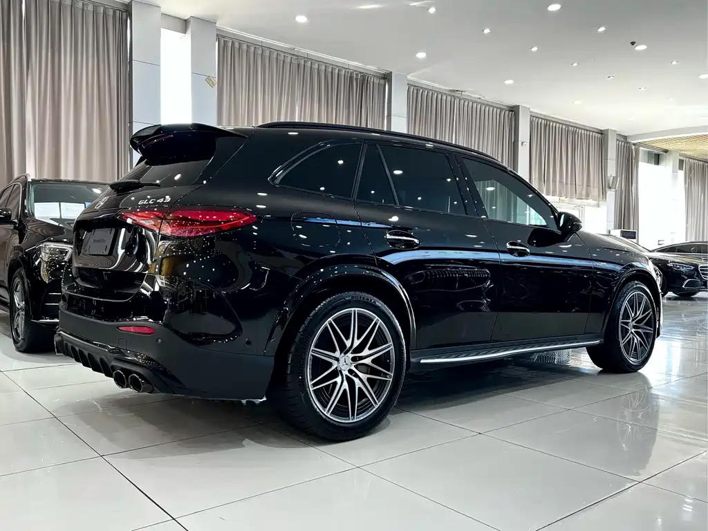 Mercedes-Benz GLC AMG — миниатюра 4