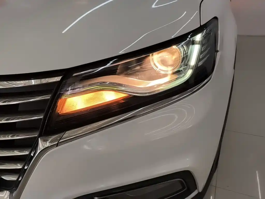 Roewe RX5 — миниатюра 24