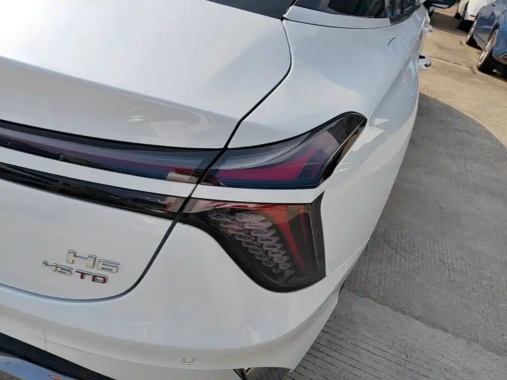 Hongqi Hongqi H6 — миниатюра 8
