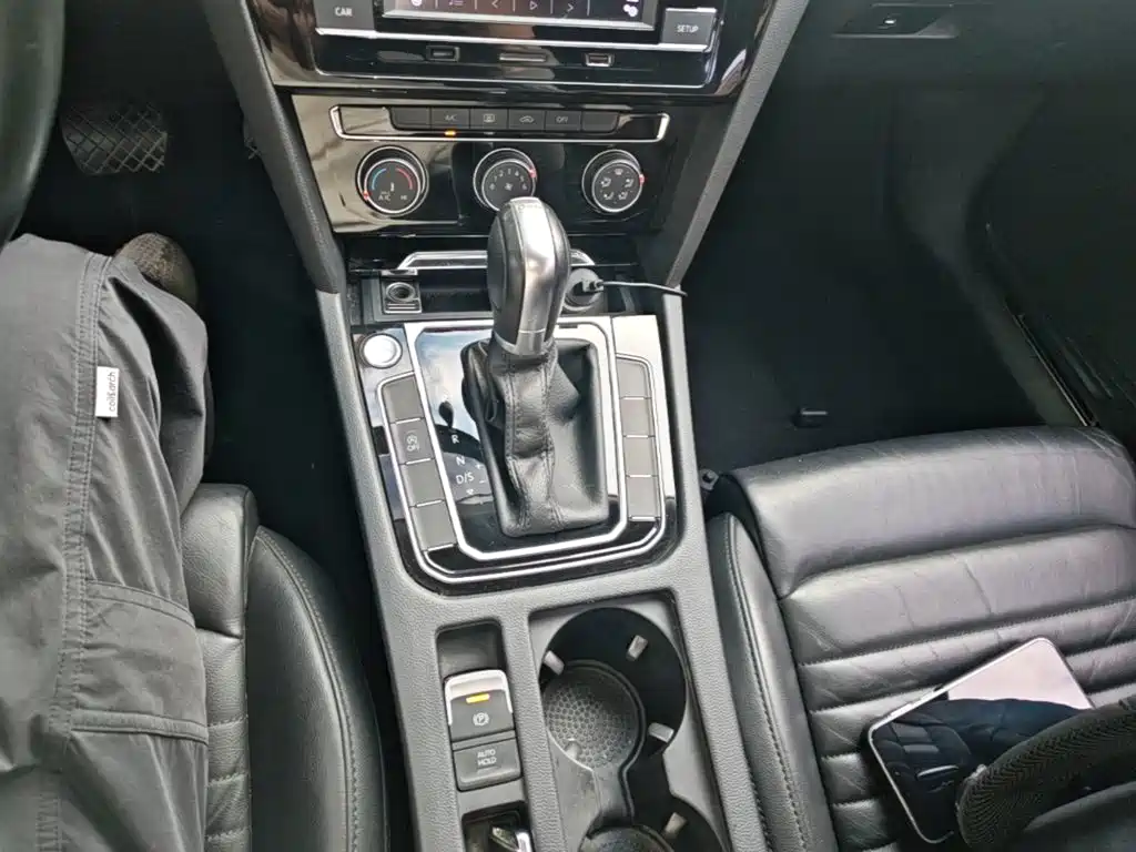 Volkswagen Magotan — миниатюра 14