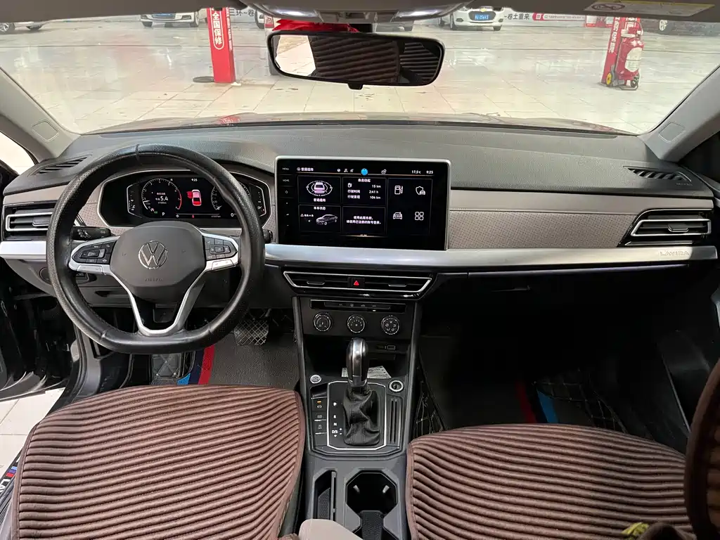 Volkswagen Lavida — миниатюра 6