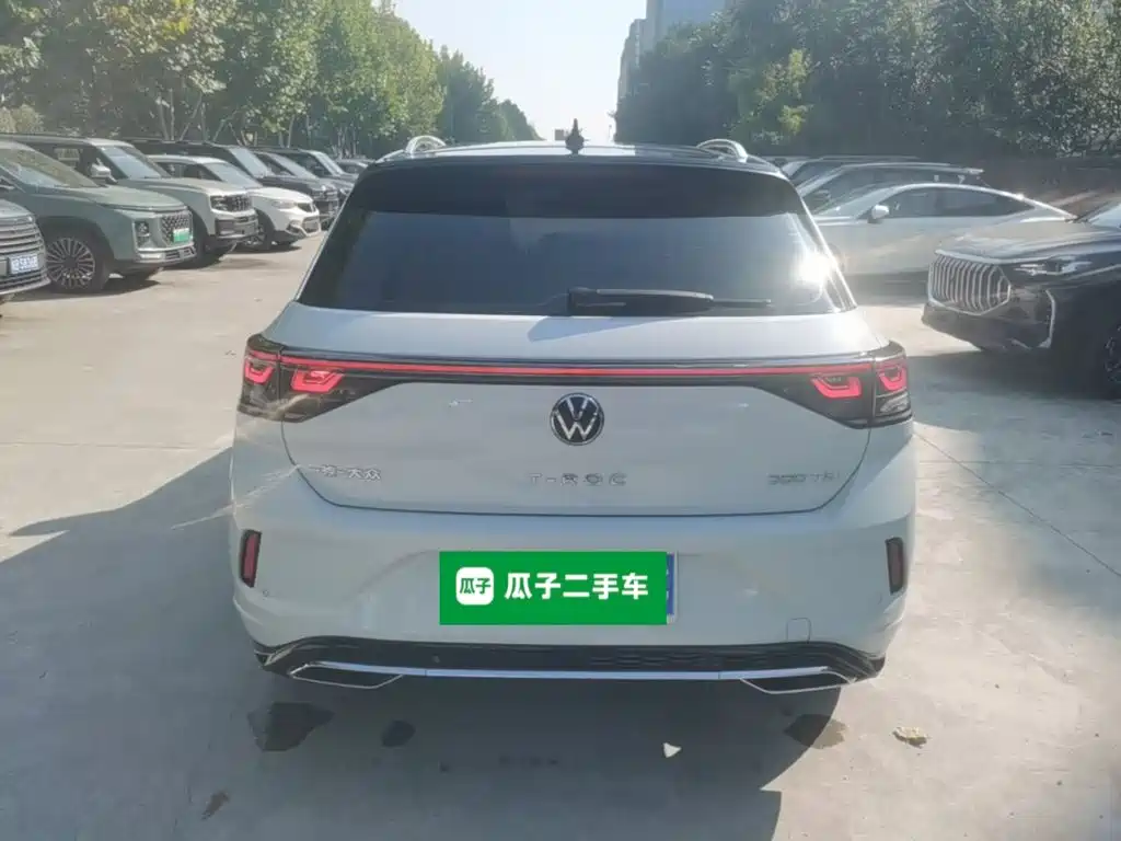 Volkswagen T-Roc — миниатюра 6