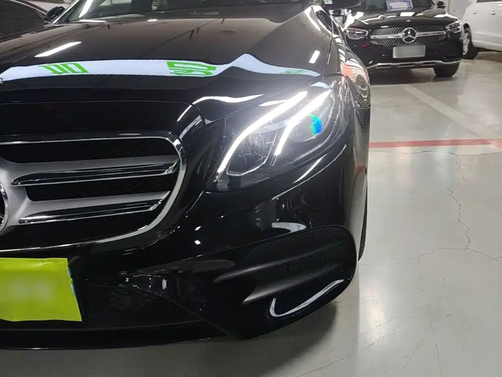 Mercedes-Benz E-Class — миниатюра 24