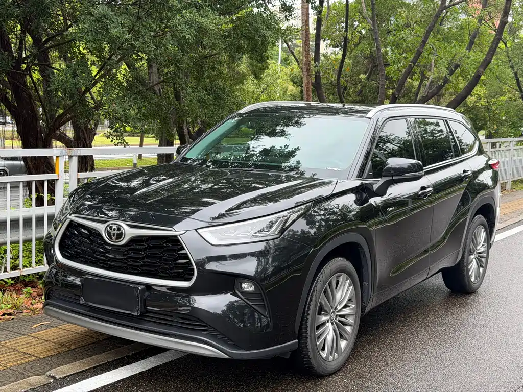 Toyota Highlander 2024