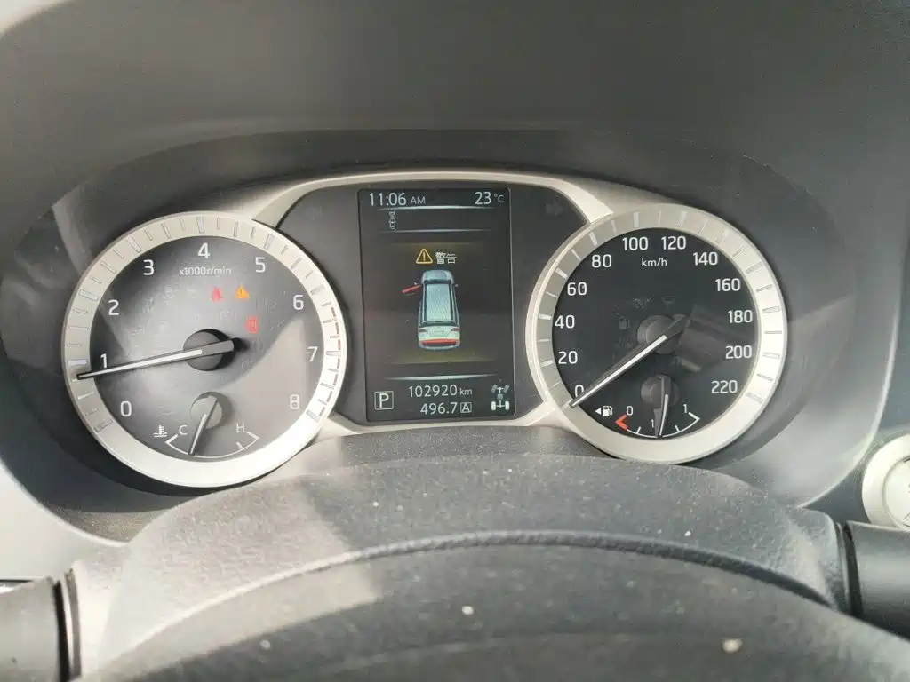 Nissan Terra — миниатюра 7