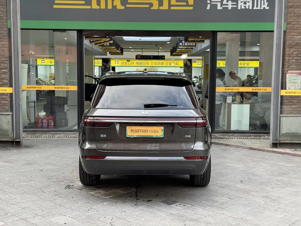 Li Auto Li ONE — миниатюра 5