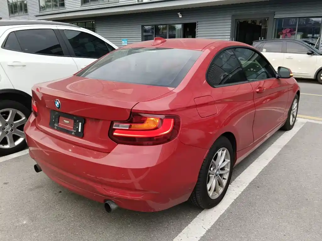 BMW 2 Series (Import) — миниатюра 7
