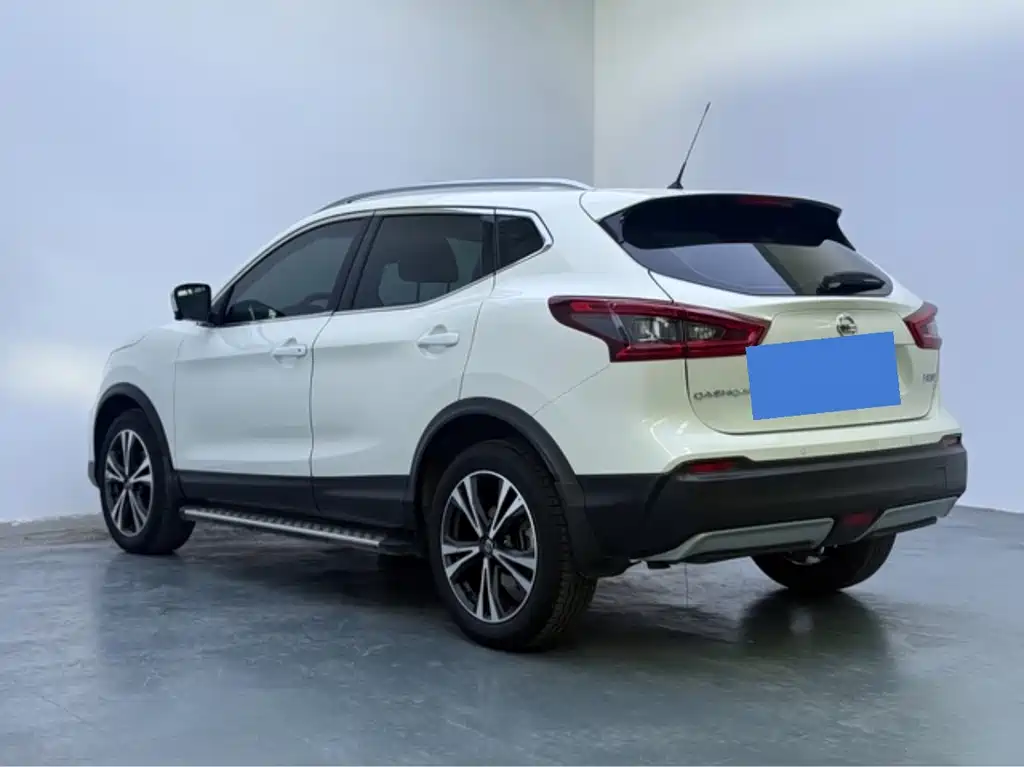 Nissan Qashqai — миниатюра 5