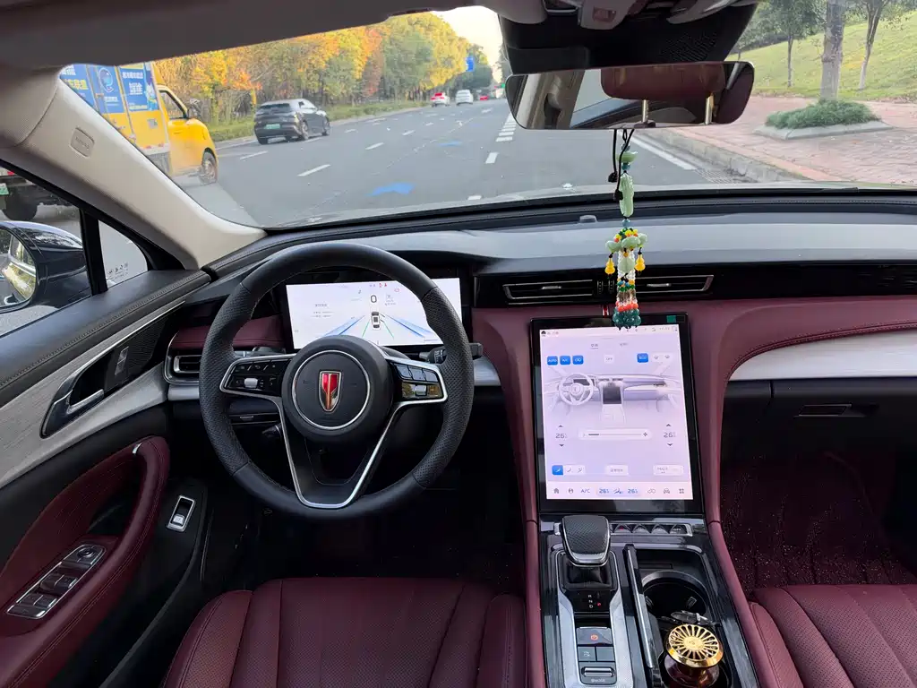 Hongqi Hongqi H5 PHEV — миниатюра 7