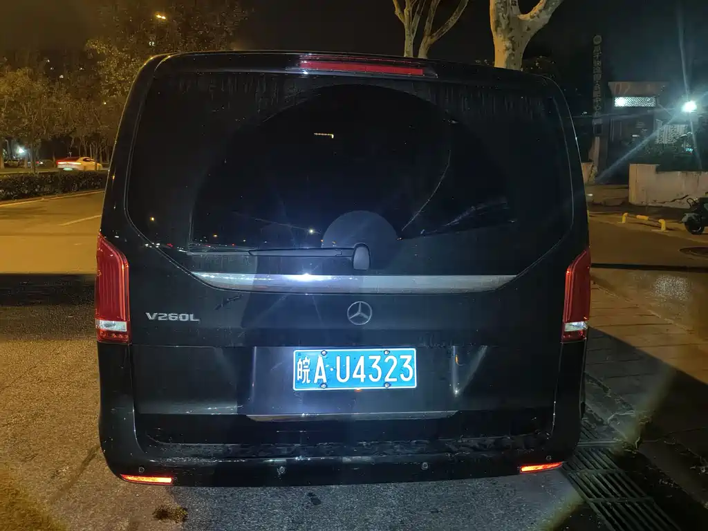 Mercedes-Benz V-Class — миниатюра 13