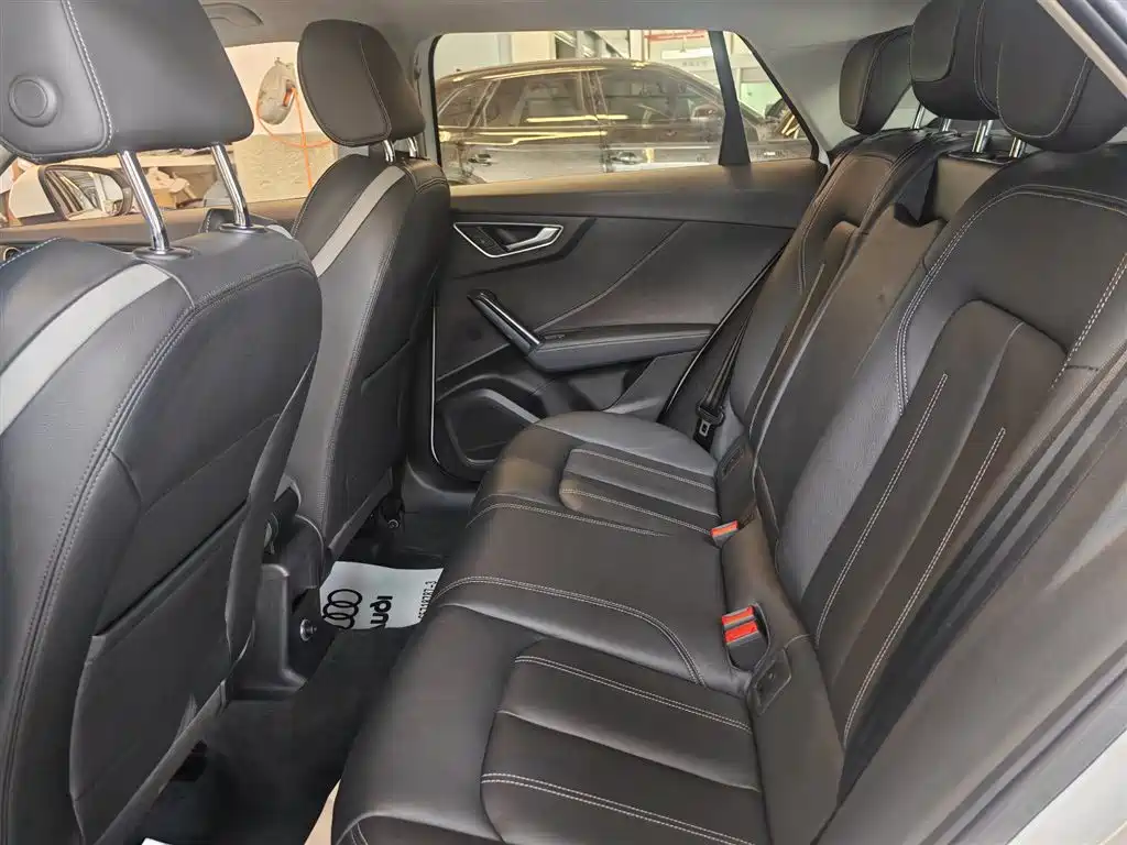 Audi Q2L — миниатюра 10