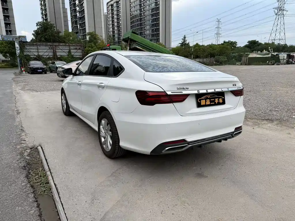 Geely Binrui — миниатюра 8