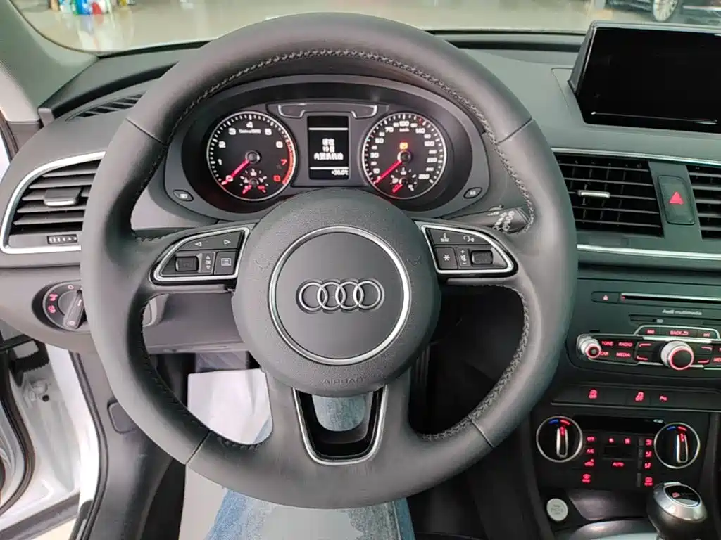 Audi Q3 — миниатюра 11