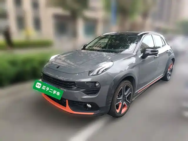 2021 Lynk & Co 02