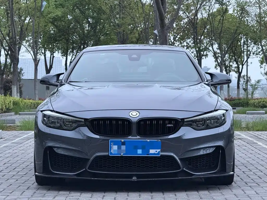 BMW M4 - фото 3