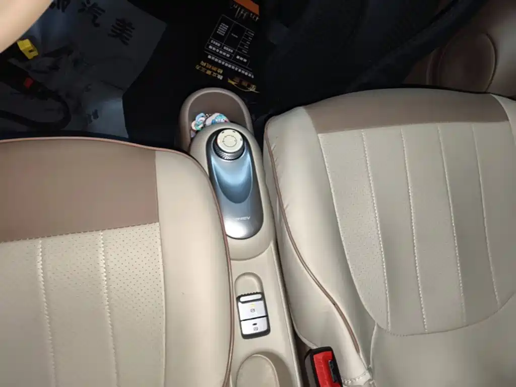 Wuling MINIEV — миниатюра 14