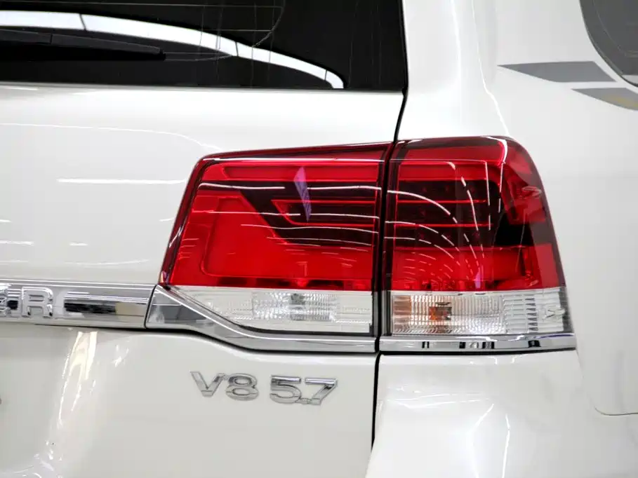 Toyota Land Cruiser — миниатюра 32