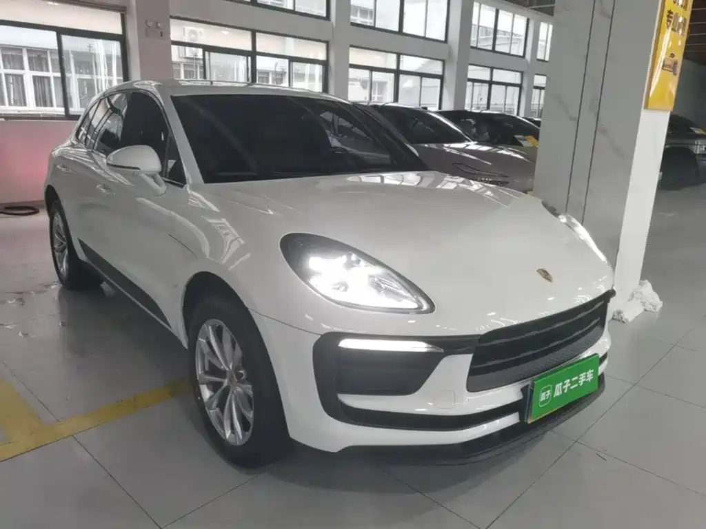 Porsche Macan — миниатюра 4