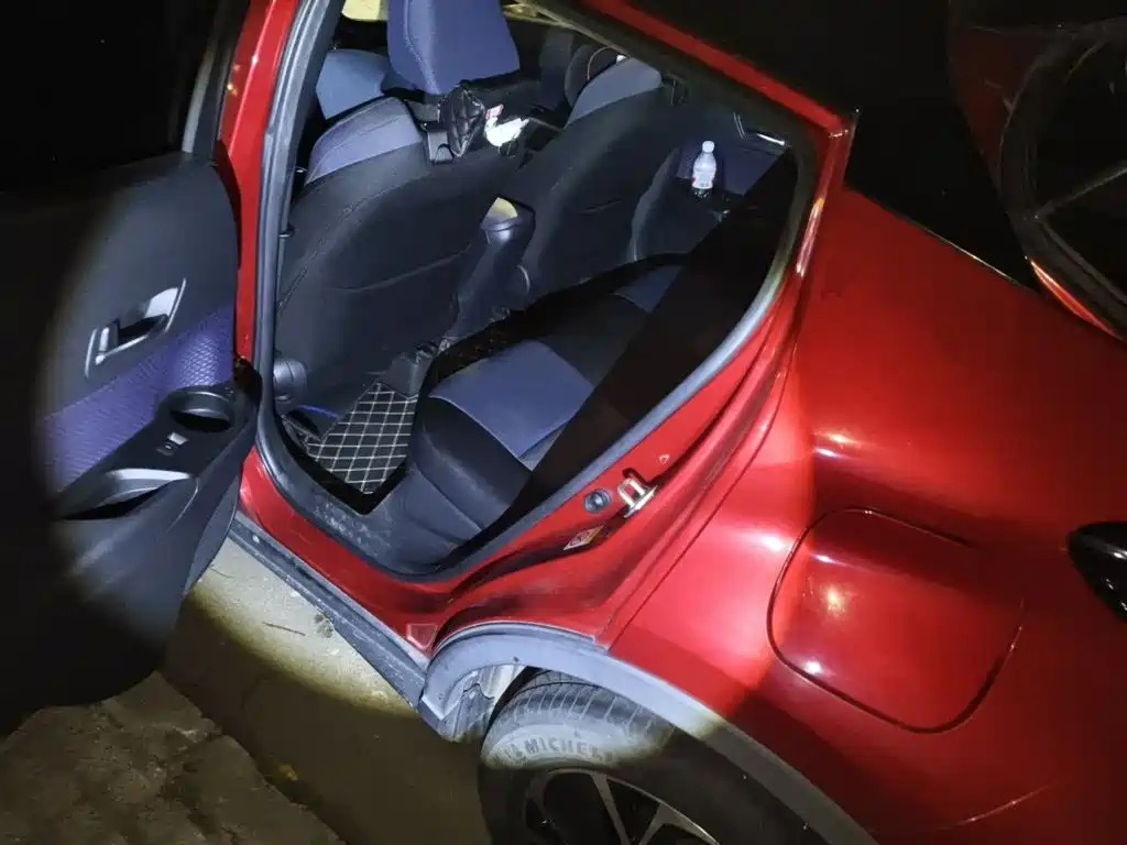 Toyota C-HR — миниатюра 15