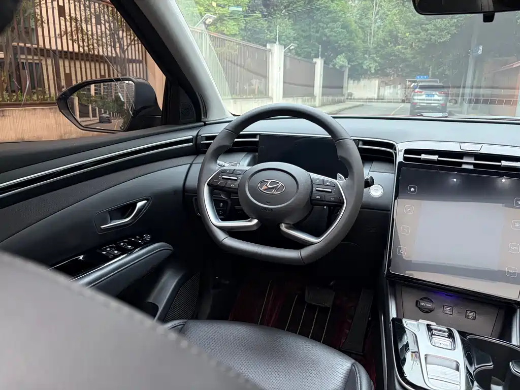Hyundai Tucson — миниатюра 18