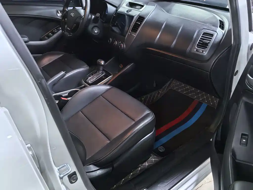 Kia K3 — миниатюра 11