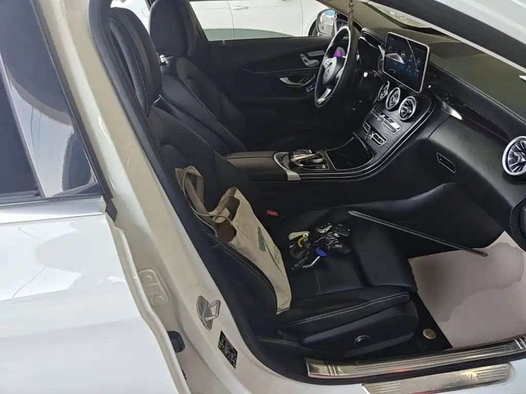 Mercedes-Benz C-Class — миниатюра 25