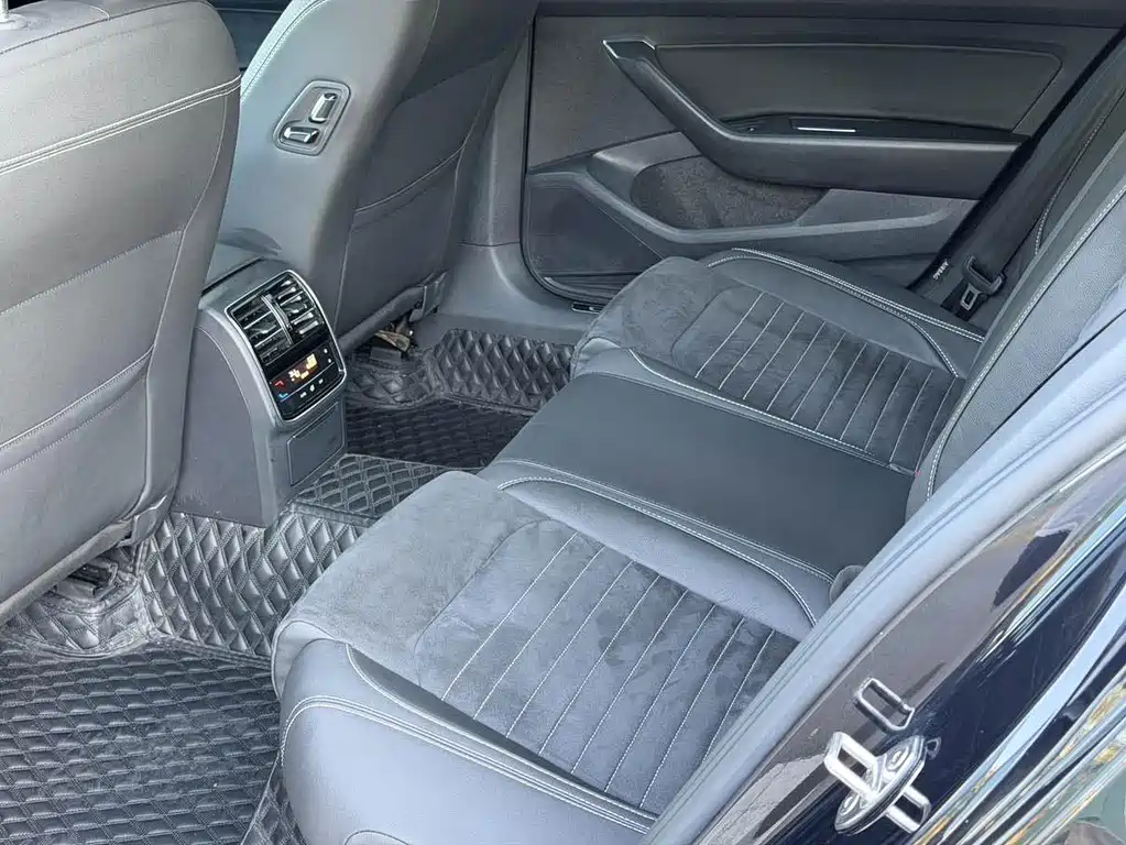 Volkswagen Magotan — миниатюра 12