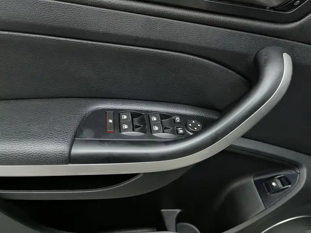 Qoros Qoros 5 — миниатюра 9