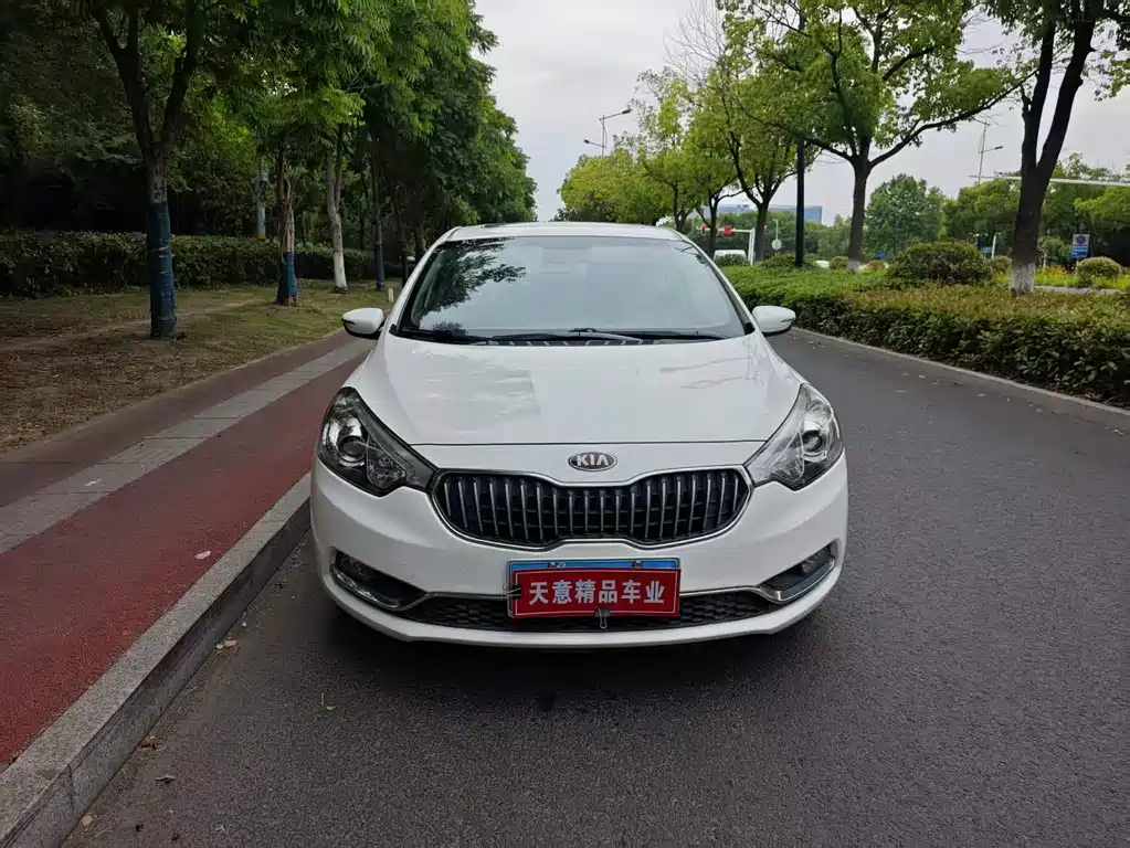 Kia K3 2013 1.6L AT GLS