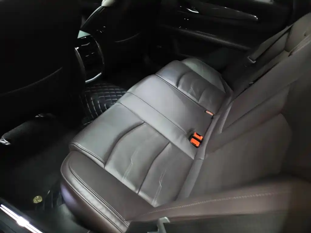 Cadillac CT6 — миниатюра 17
