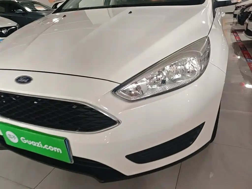 Ford Focus — миниатюра 24