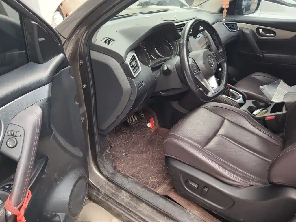 Nissan Qashqai — миниатюра 14