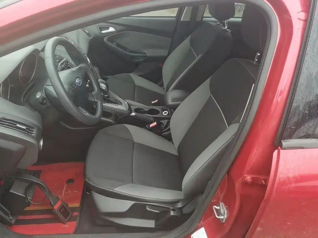 Ford Focus — миниатюра 15