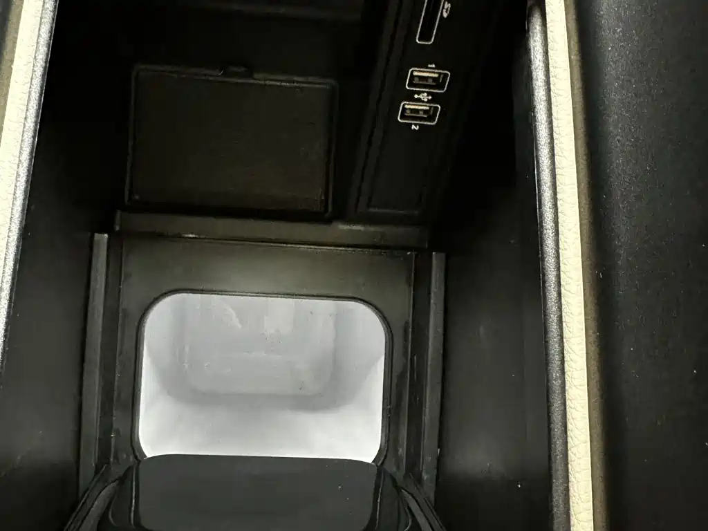 MERCEDES-BENZ V CLASS