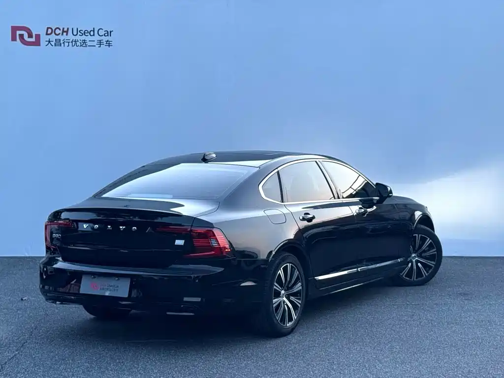 VOLVO S90 PLUG IN HYBRID