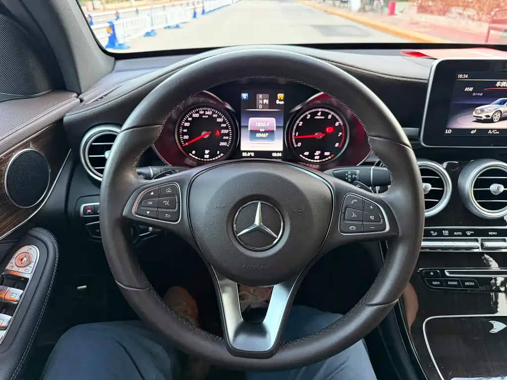 Mercedes-Benz GLC — миниатюра 13