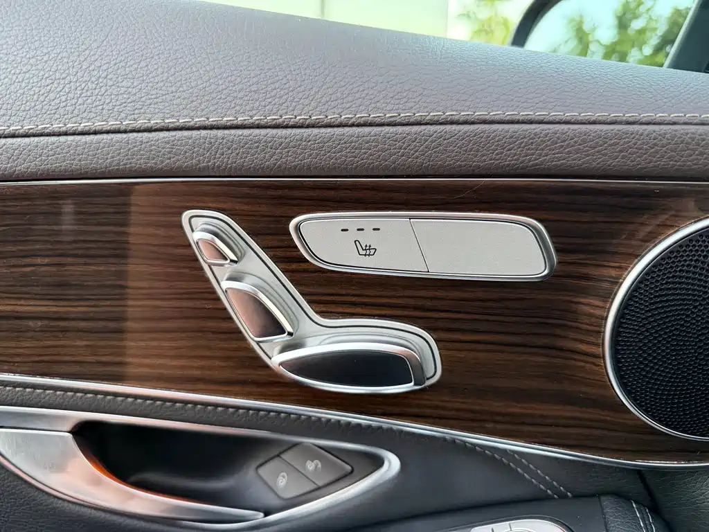 Mercedes-Benz GLC — миниатюра 19