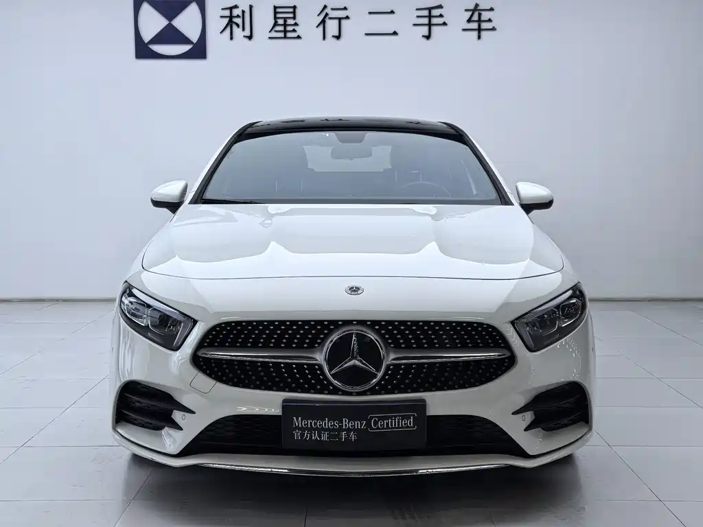 Mercedes-Benz A-Class A 2023 A 200 L Fashion