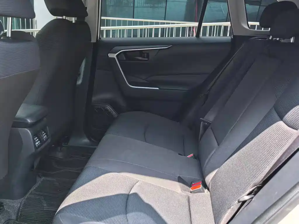 TOYOTA RAV4 RONGFANG