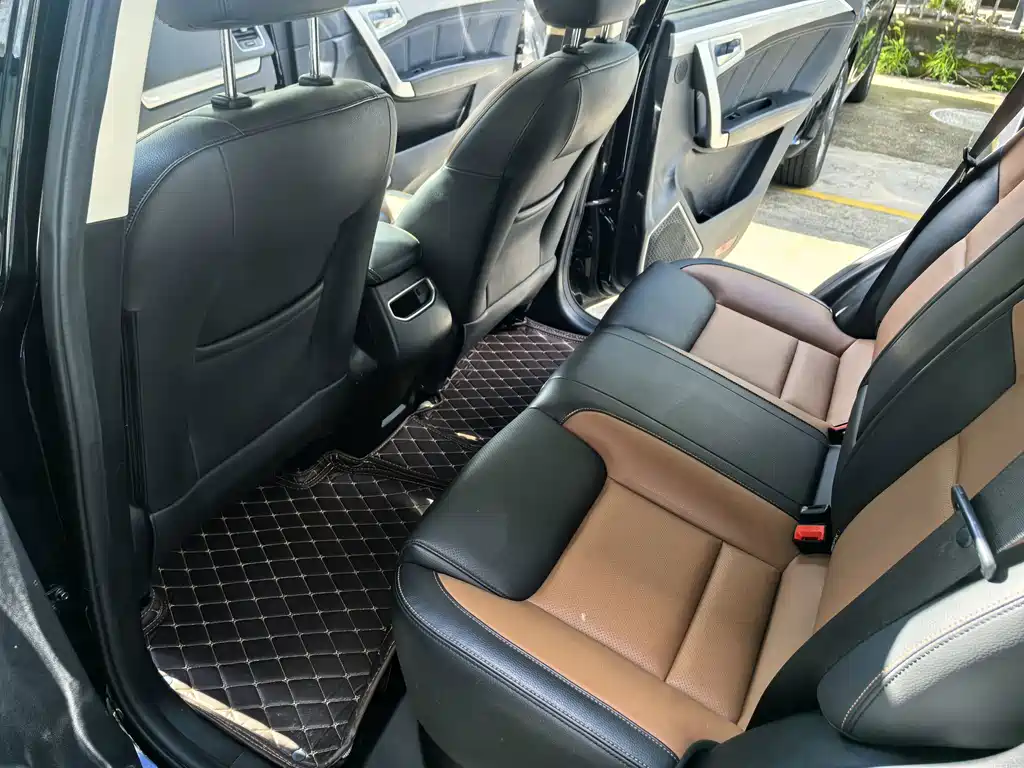 Geely Vision X6 — миниатюра 9