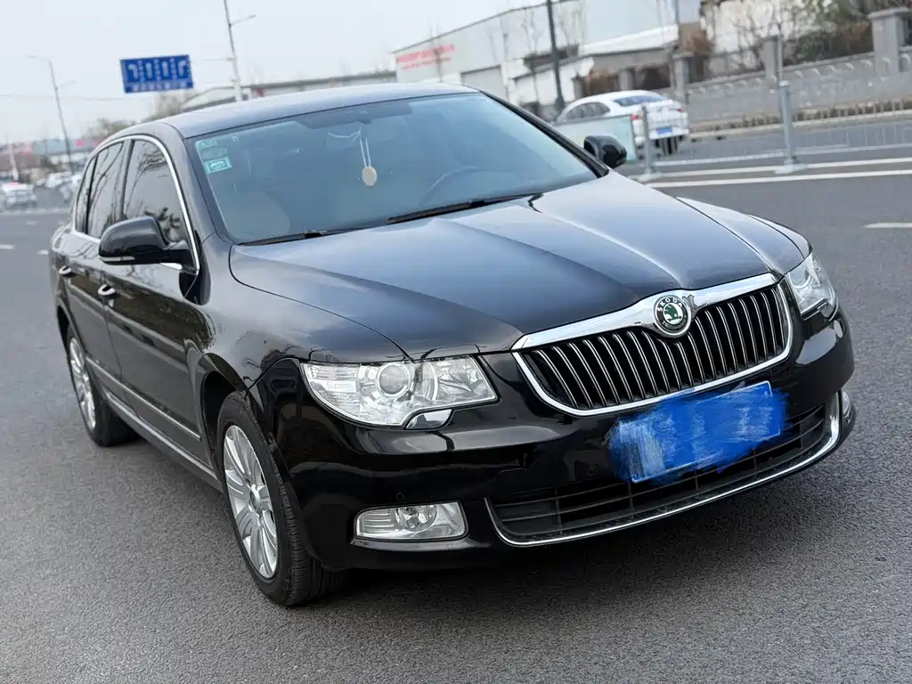 Skoda Superb 1.8TSI Auto Elegant Edition, фото 7